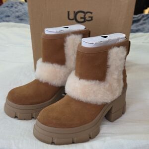 UGG Women's Brown Suede Winter Boots - Brooklyn Sunburst Size 7
